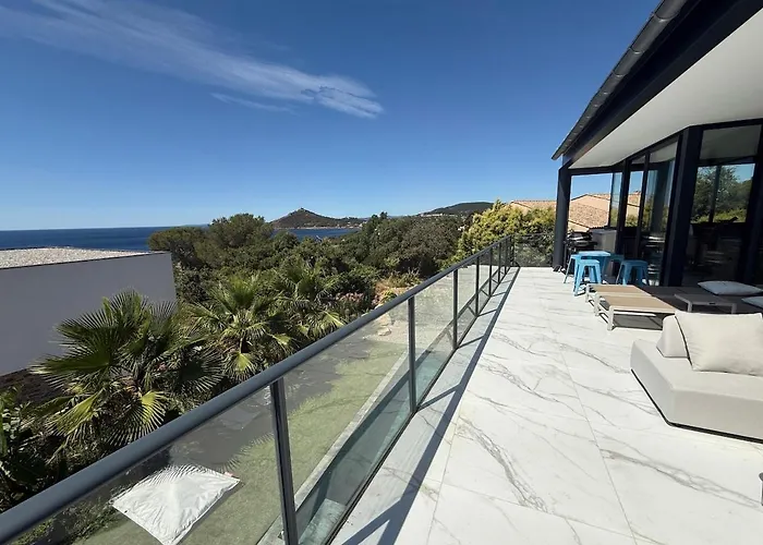 Beautiful With Sea View וילה